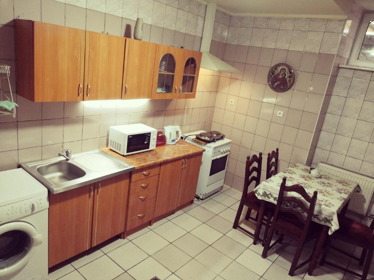 Apartament-Minihotel Elpida ลวีฟ ภายนอก รูปภาพ