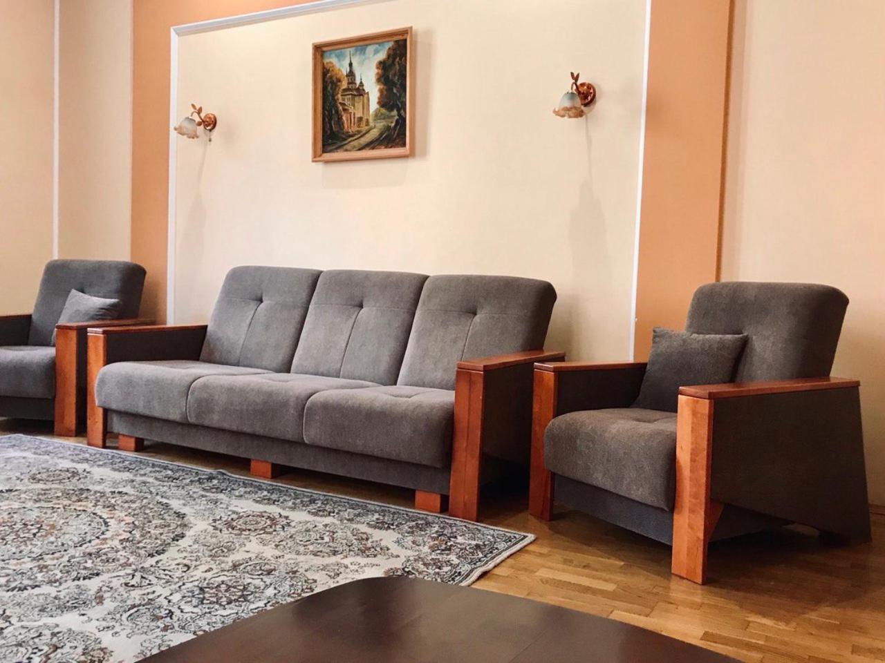 Apartament-Minihotel Elpida ลวีฟ ภายนอก รูปภาพ