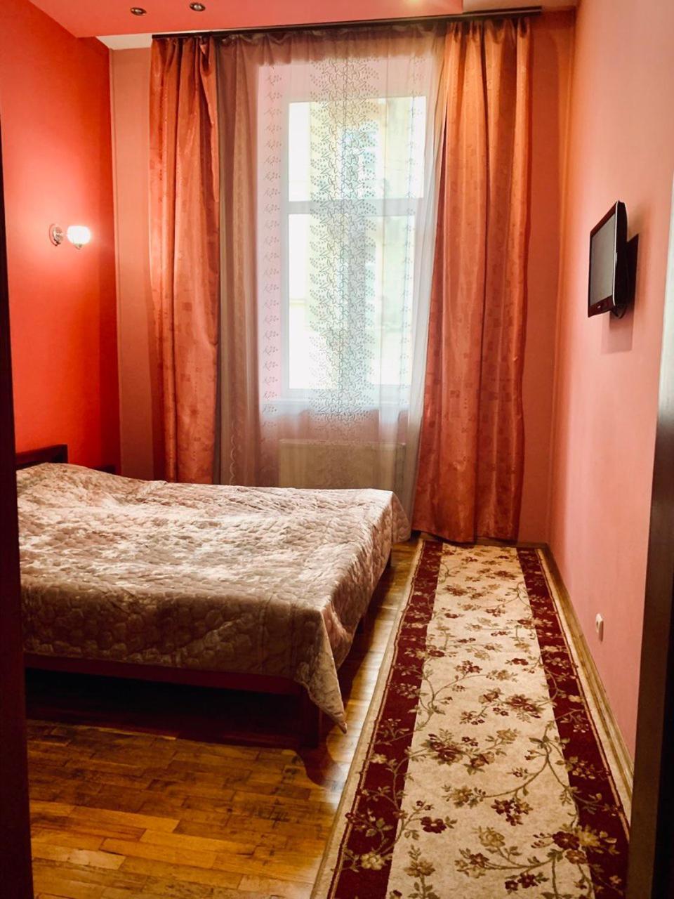 Apartament-Minihotel Elpida ลวีฟ ห้อง รูปภาพ