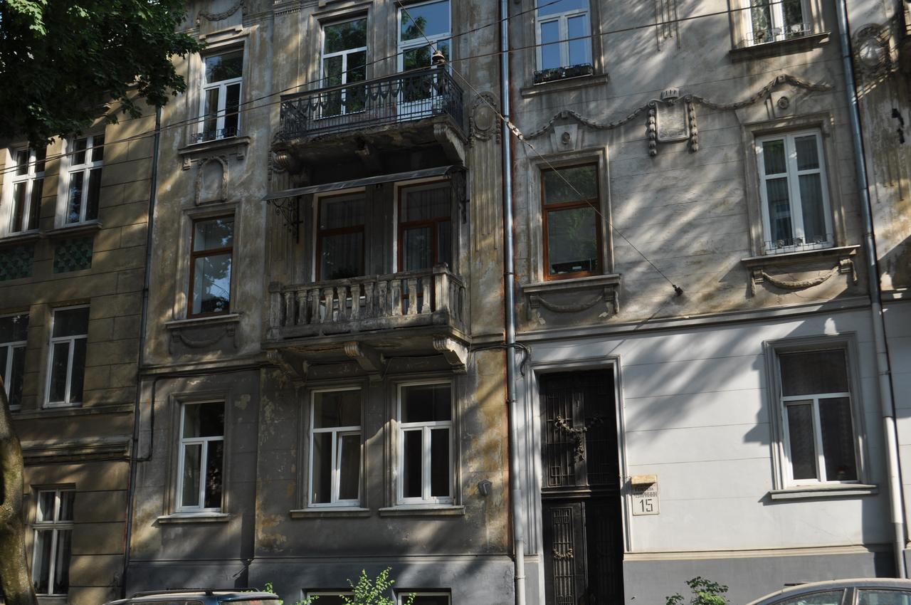 Apartament-Minihotel Elpida ลวีฟ ภายนอก รูปภาพ